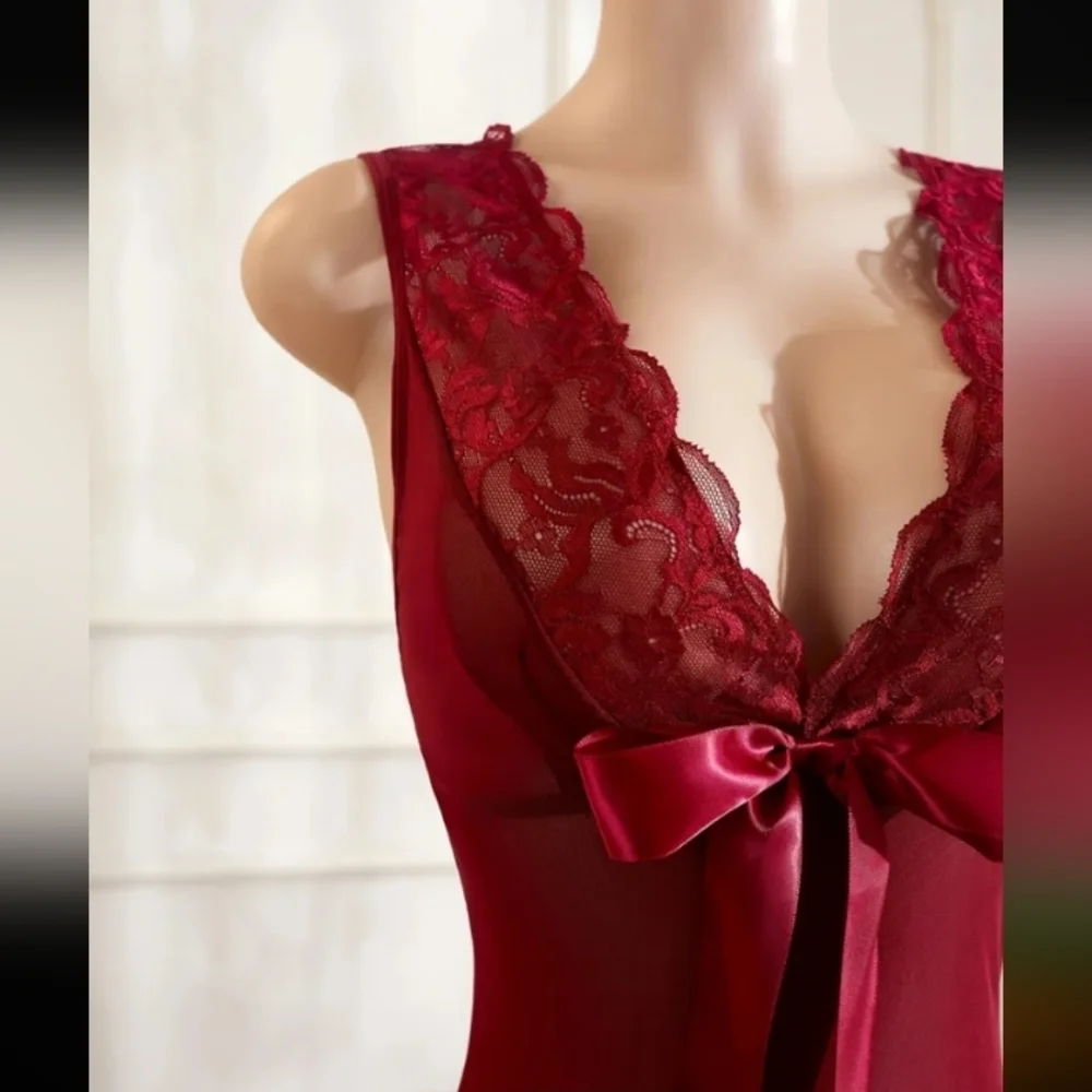 Elegant Burgundy Lace Nightgown